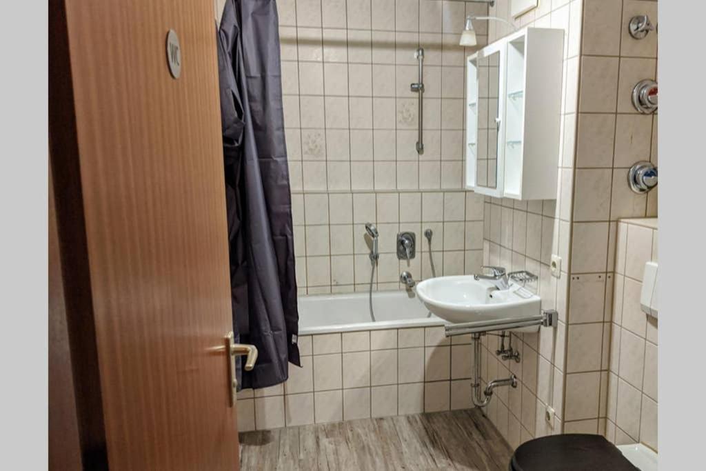 Ideale Messe/Airport Wohnung 15Min Fahrtweg Kirchheim unter Teck Exterior photo